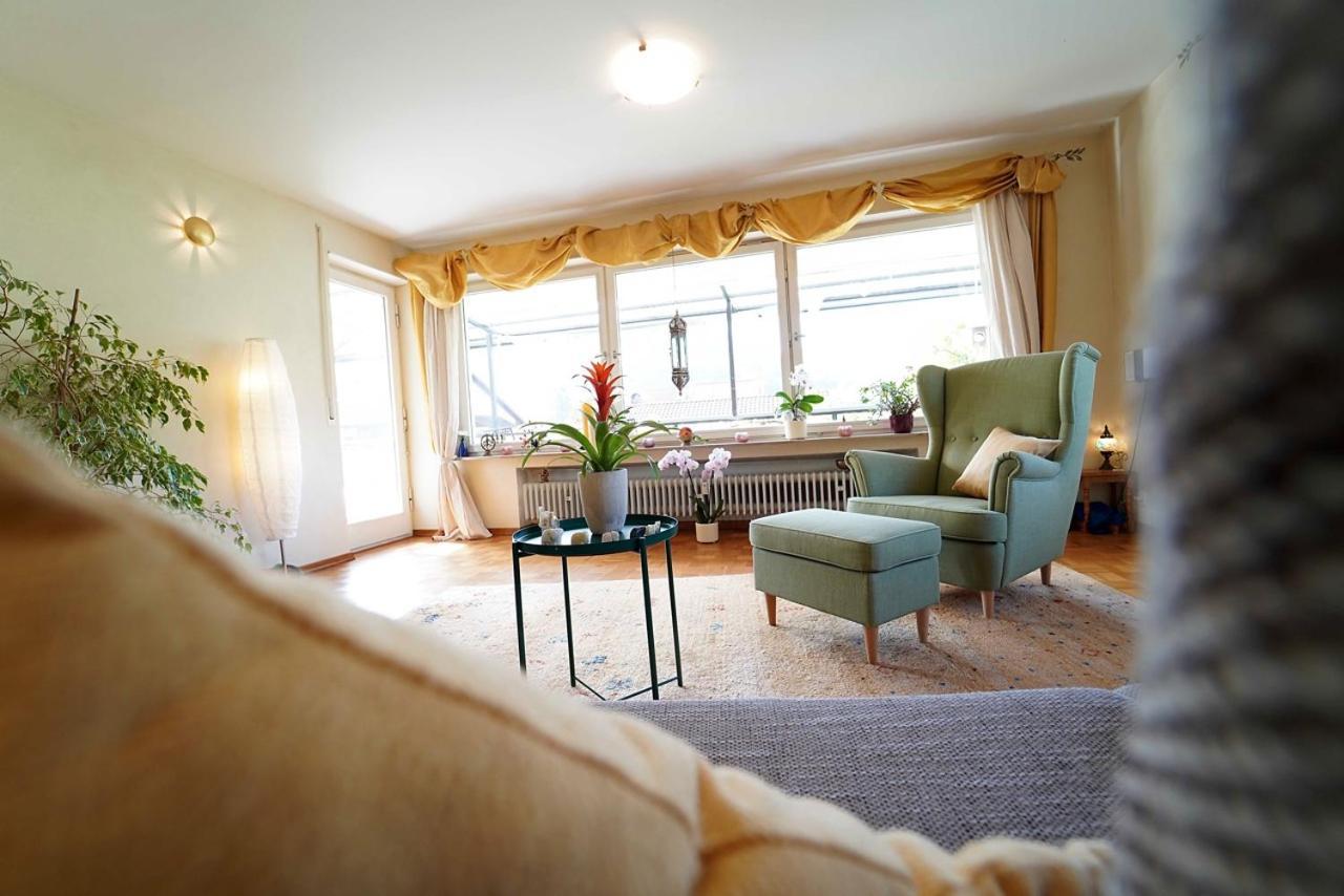 Ferienwohnung Im Haus Lotus Mit Grossem Balkon Und Garten Bad Urach Esterno foto